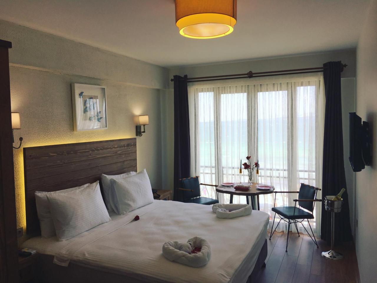 8 Rooms Hotel Gelibolu Exterior photo